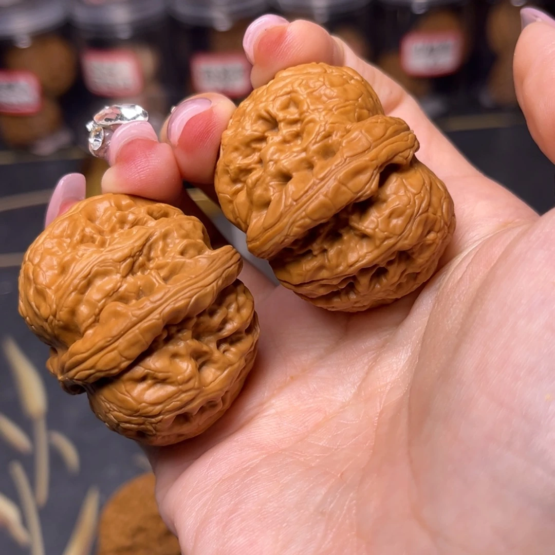 文玩核桃吊坠元宝43