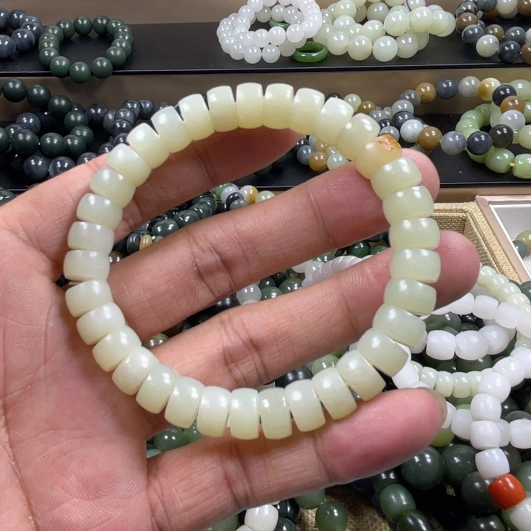 和田玉手串未镶嵌清***?