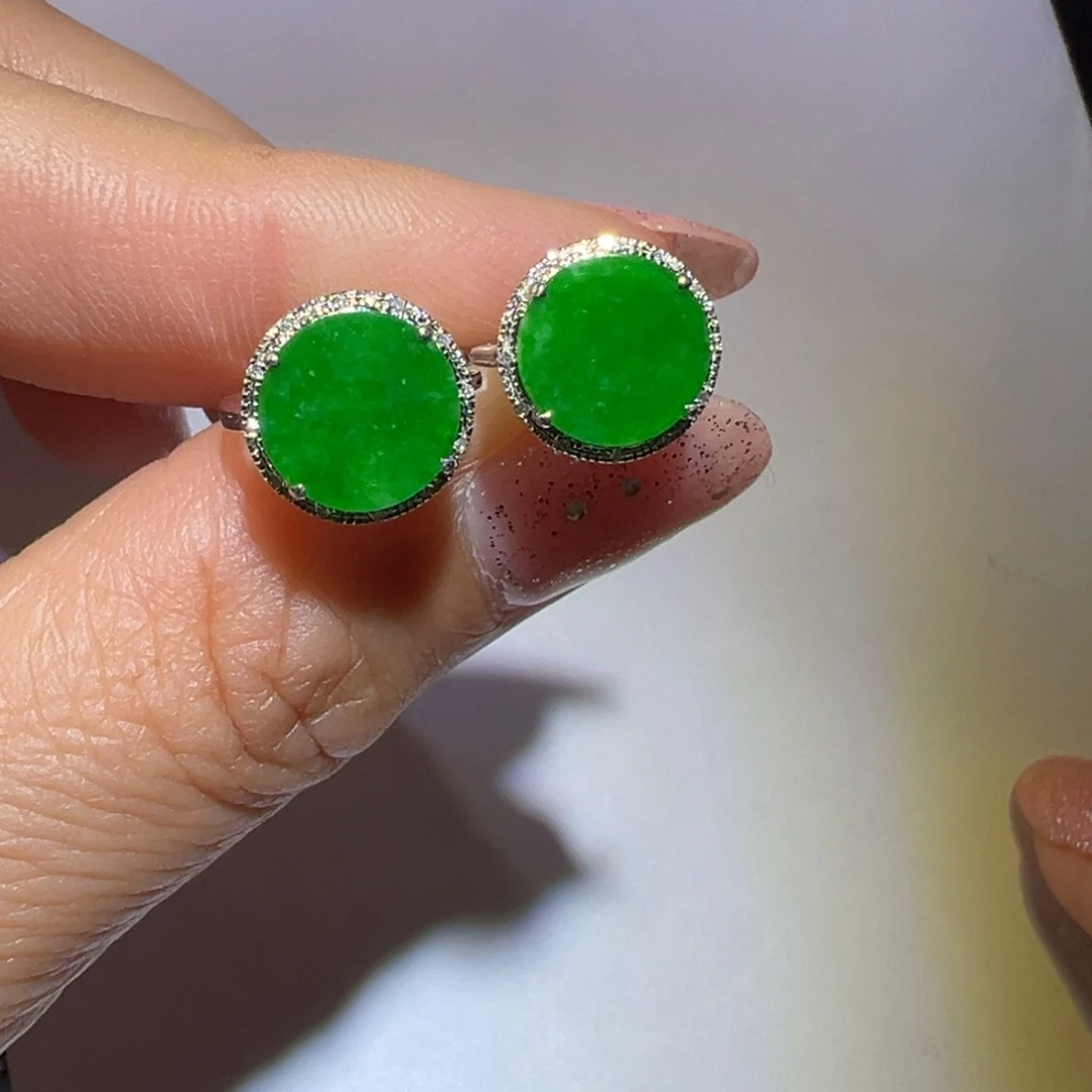 翡翠颈饰18K金镶嵌耳包