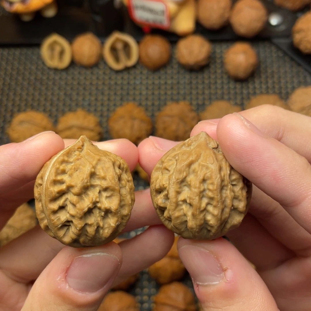 文玩核桃吊坠28尺全品无修小霸王