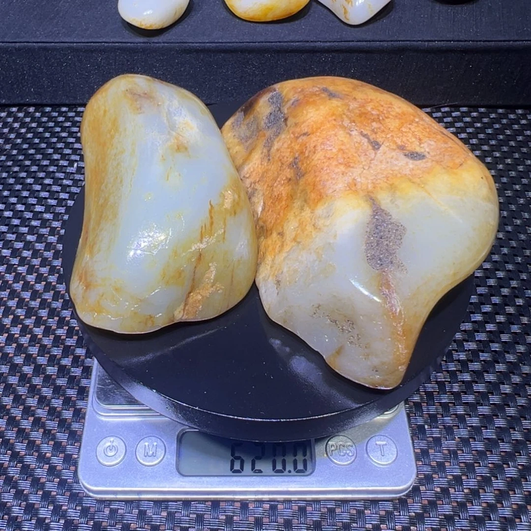 和田玉（子料）未镶嵌吊坠(不含链)620克