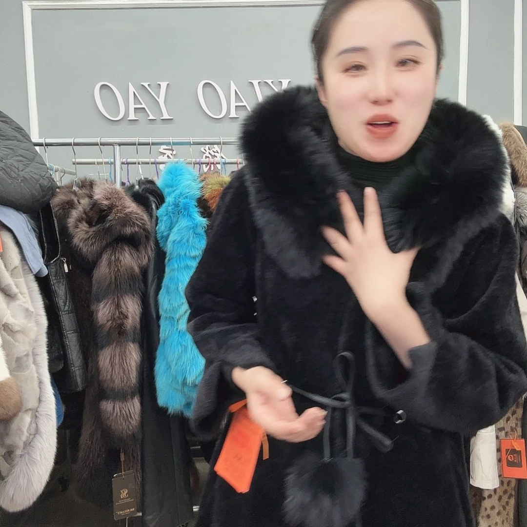 姚小妖家高端皮草