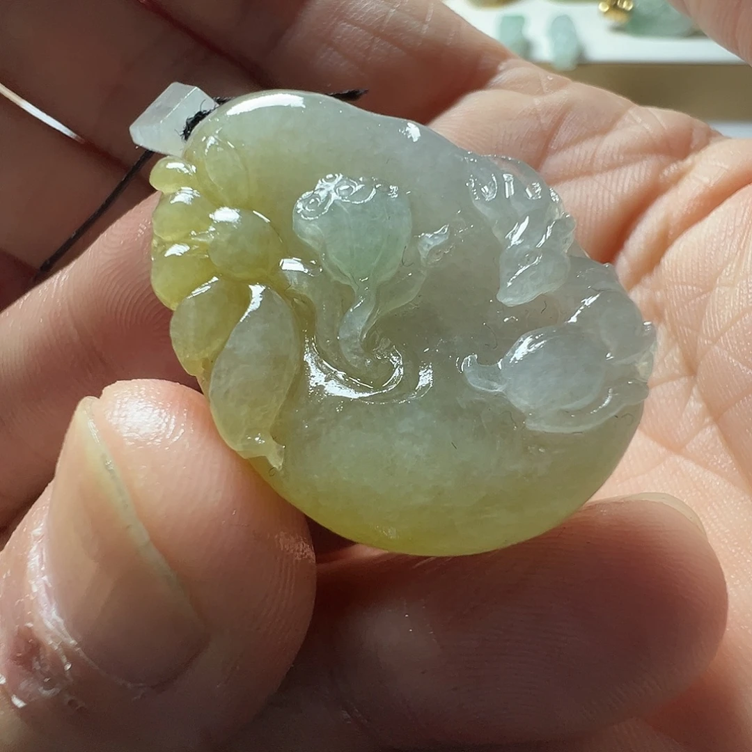 定制翡翠未镶嵌小鹿