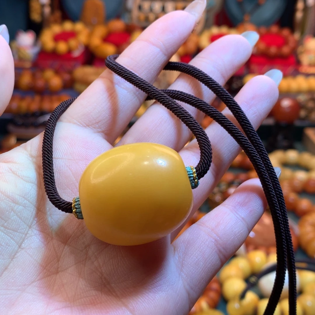 【闪购商品】蜜蜡吊坠(赠链)未镶嵌青****子