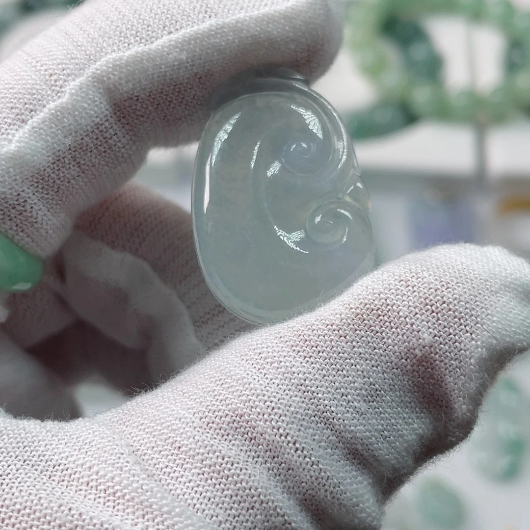 翡翠吊坠(不含链)未镶嵌深****伴