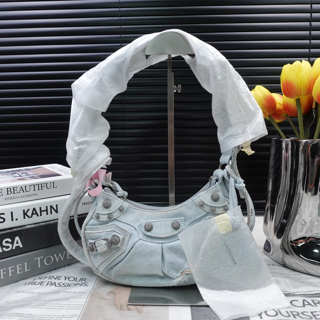 95新 Balenciaga/巴黎世家 单肩包/T20332787