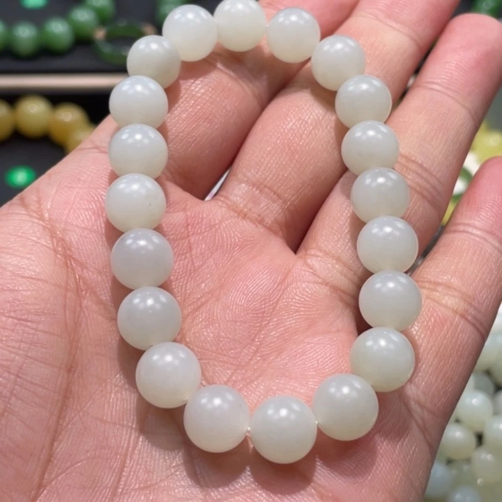 和田玉未镶嵌手串