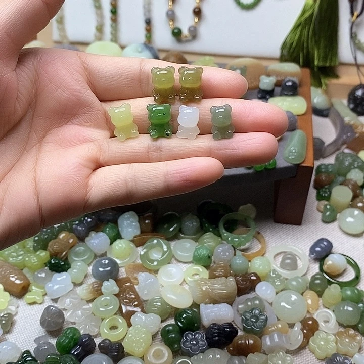 未镶嵌和田玉挂件98一个多样性发其一