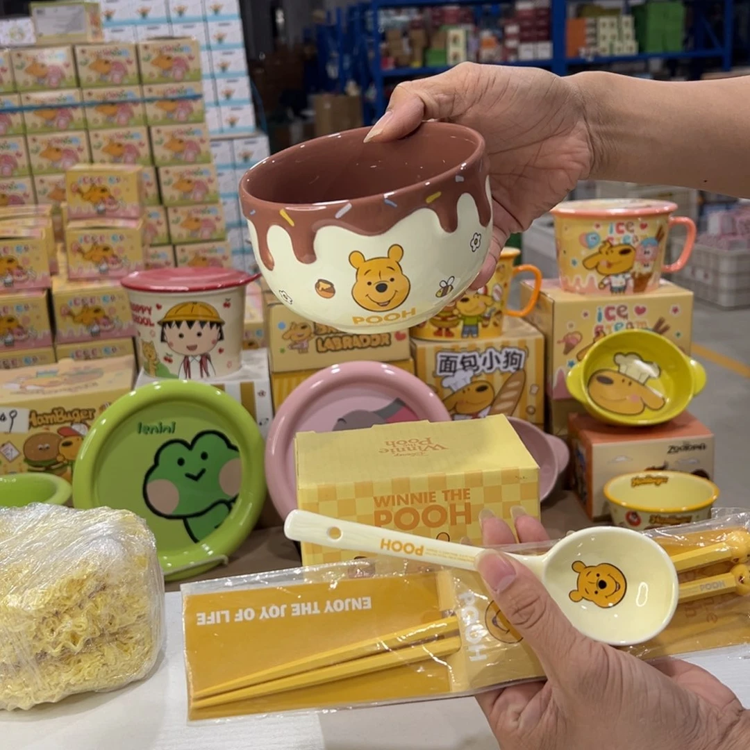 瓷111 加勺子筷子。陶瓷陶瓷