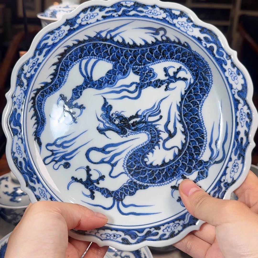 铠甲龙葵口壶承m x y l