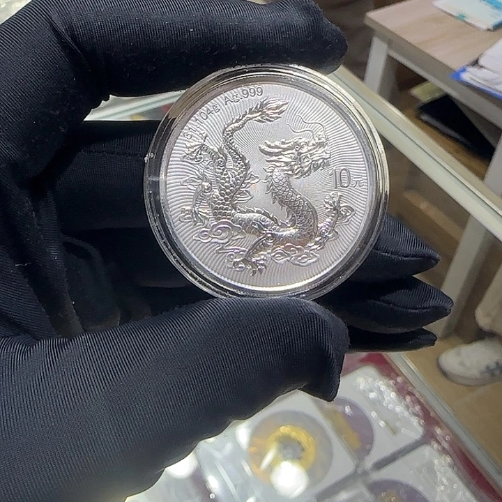 纯银2025年中国龙31.104克普制银币 无证盒