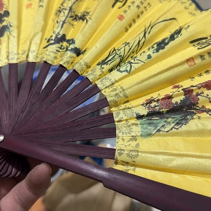 陈***国扇子姑姑和恍恍惚惚红红火火