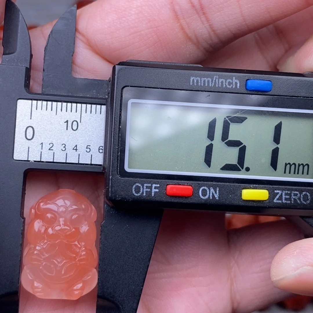 南红玛瑙配饰未镶嵌