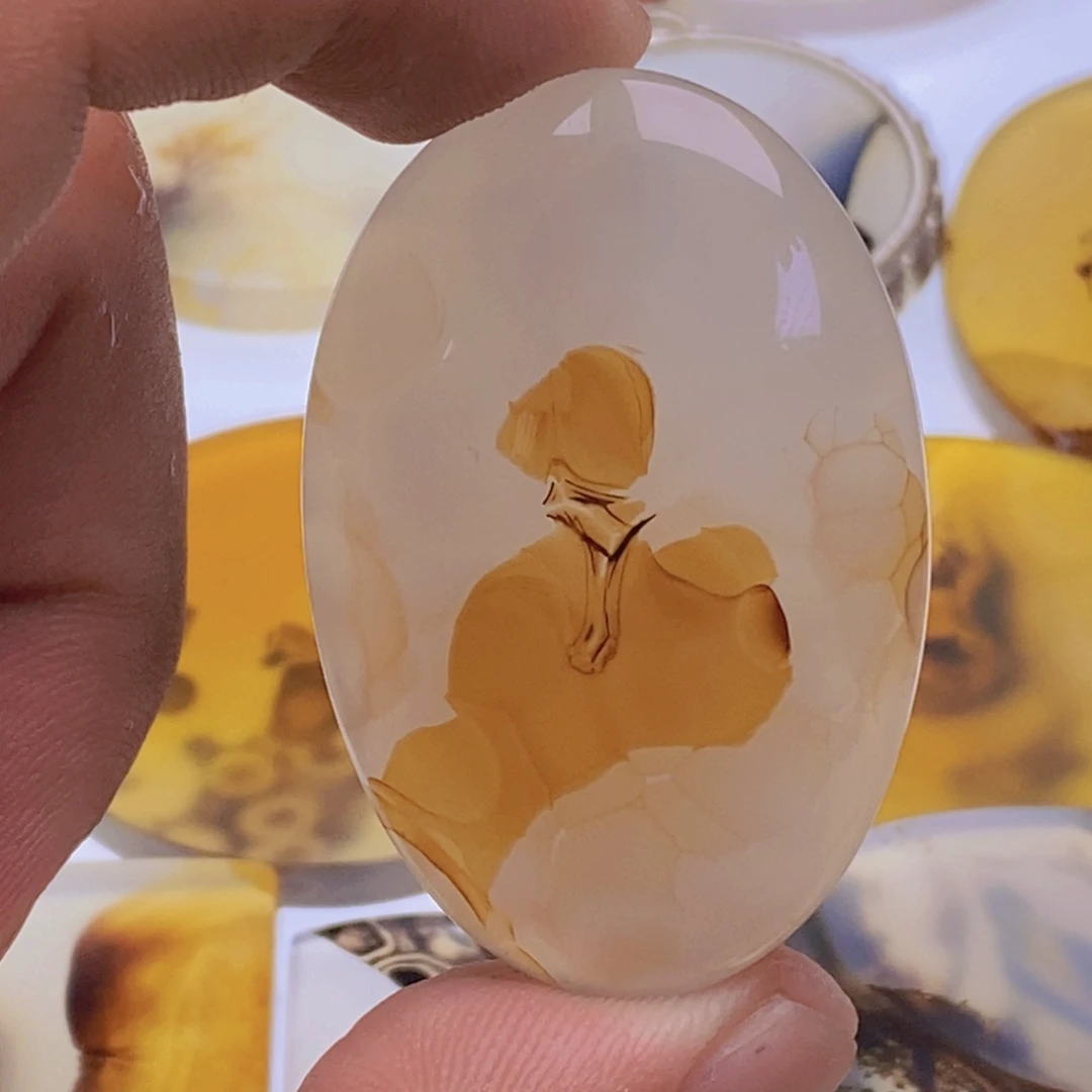 无***极玛瑙/玉髓未镶嵌吊坠(不含链)