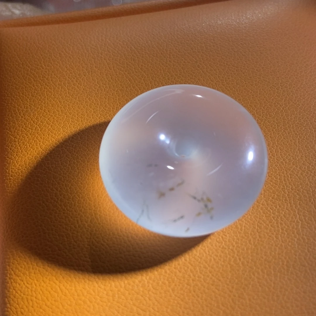 石英质玉未镶嵌颈饰