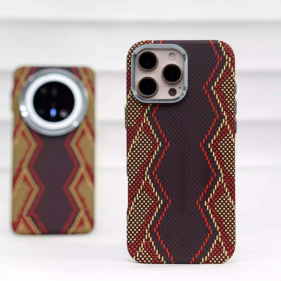 赤蛇权仗适用于iphone16promax手机壳苹果15碳纤维纹理p70/mate70