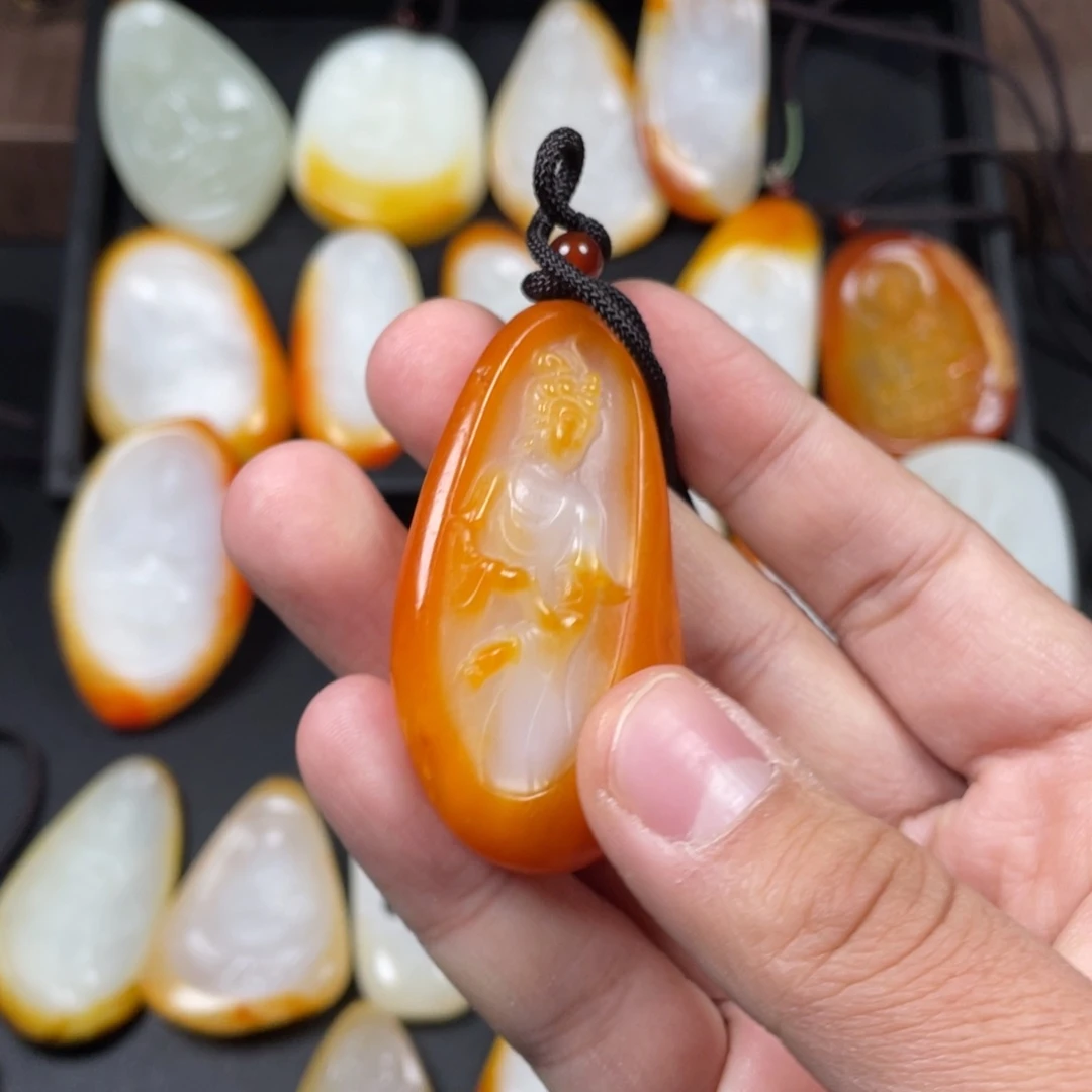 流***财玉新疆观音挂件吊坠