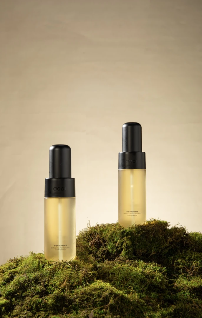 积雪草修复精粹水