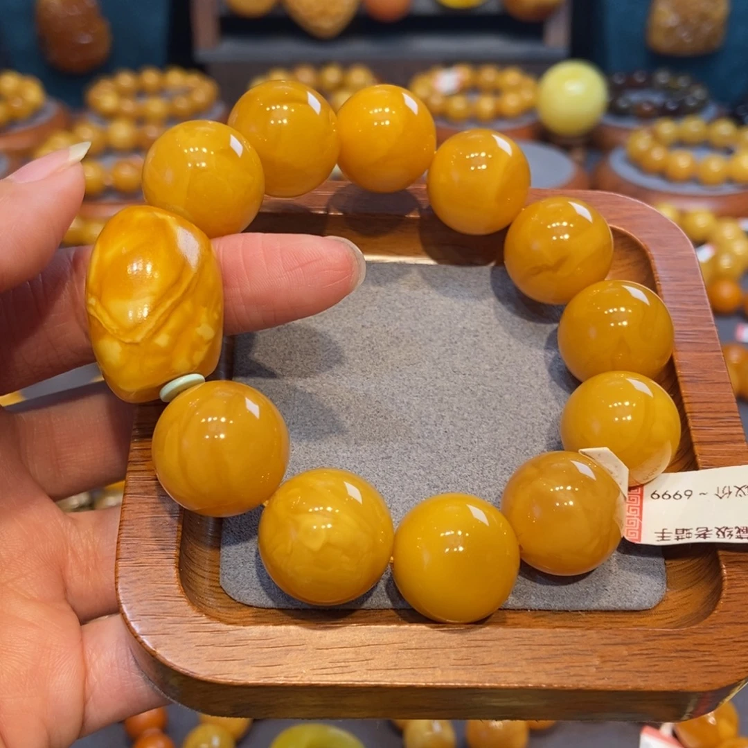 琥珀未镶嵌手链蜜蜡