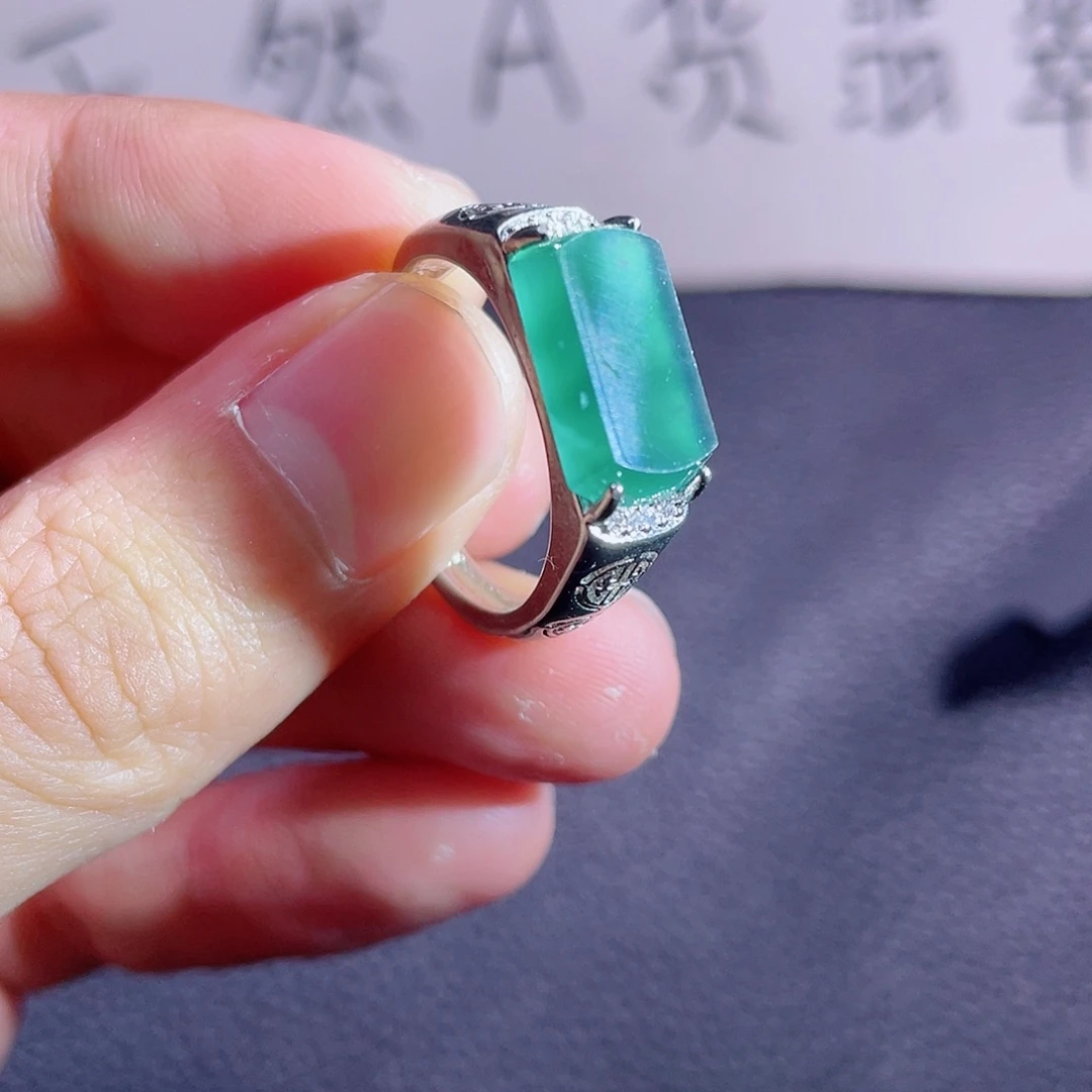 翡翠颈饰未镶嵌999999999