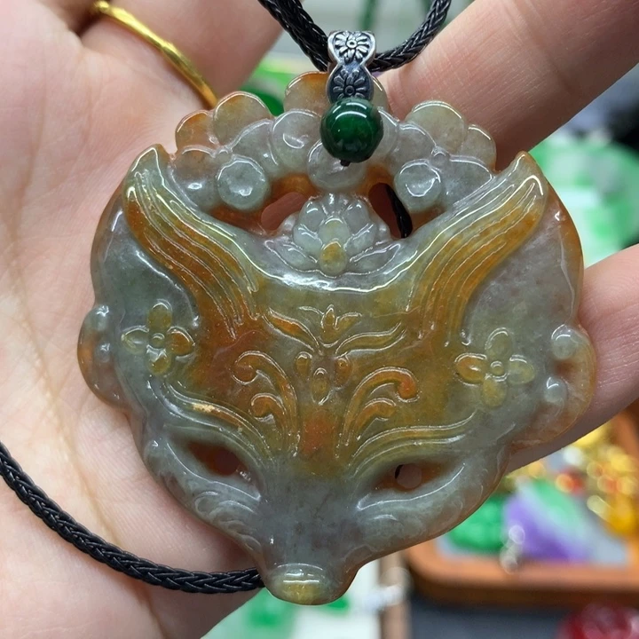 颈饰未镶嵌翡翠吊坠