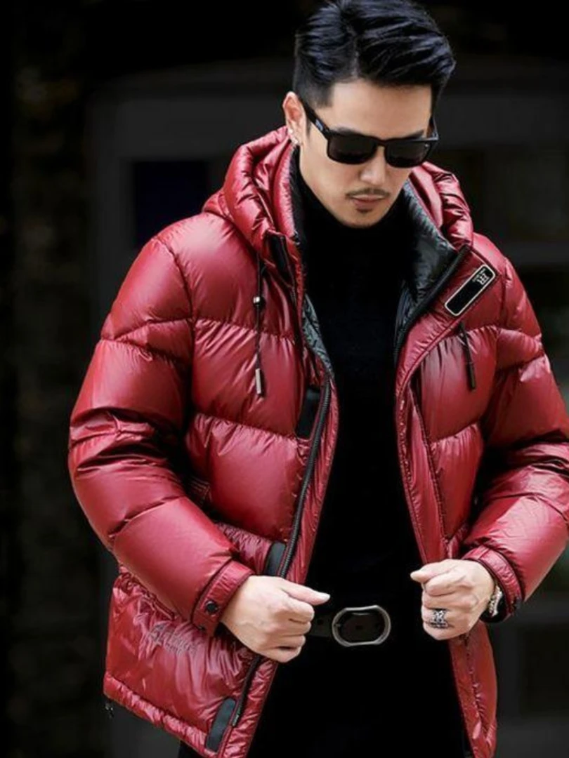 凯邦威冬季新款羽绒服男士亮面黑金短款脱卸连帽加绒加厚防水免洗