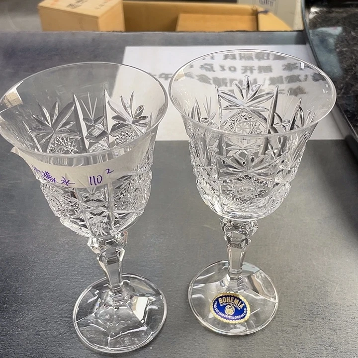 柠***糖瓷片中古物品默认微瑕