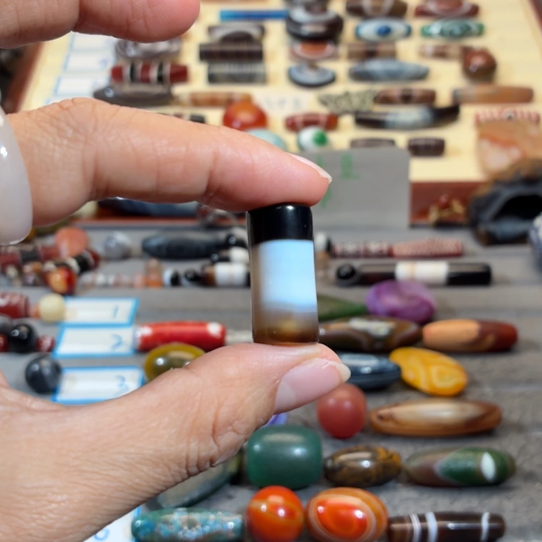 一***书玛瑙/玉髓合金颈饰