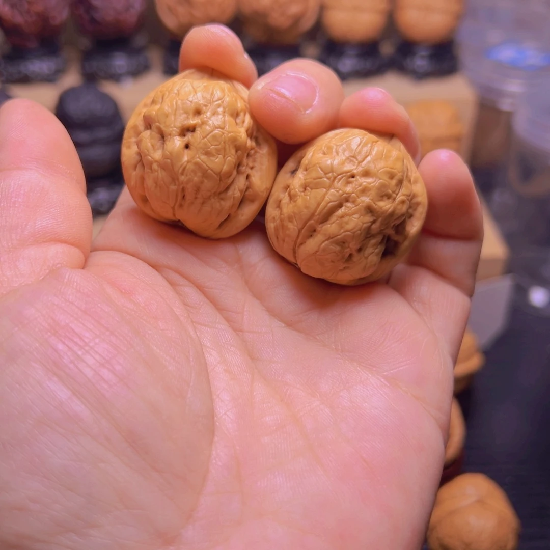 文玩核桃吊坠31w粗筋疙瘩包33尺