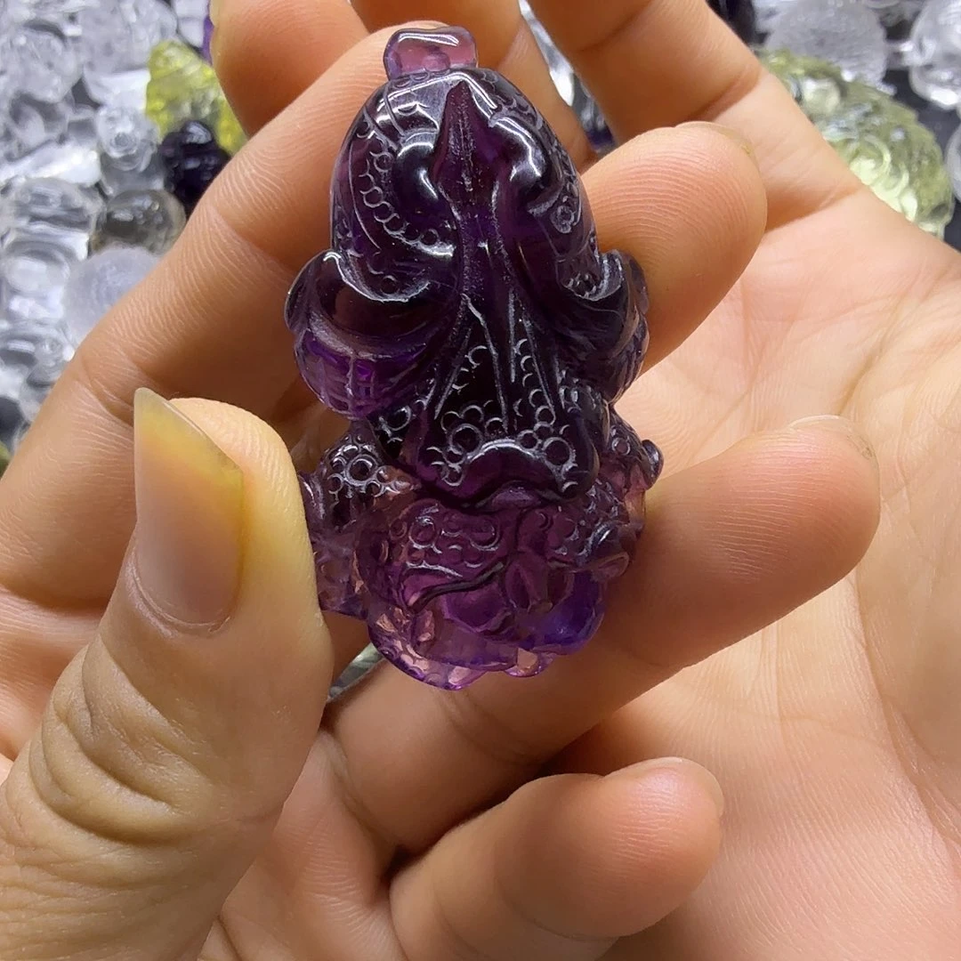 未镶嵌吊坠(赠链)水晶