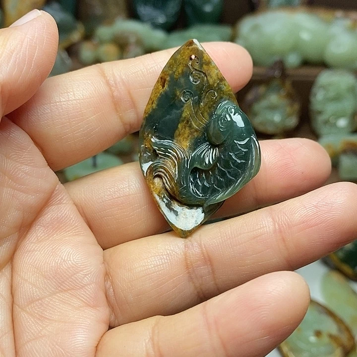 岫岩河磨玉（透闪石质玉）未镶嵌颈饰