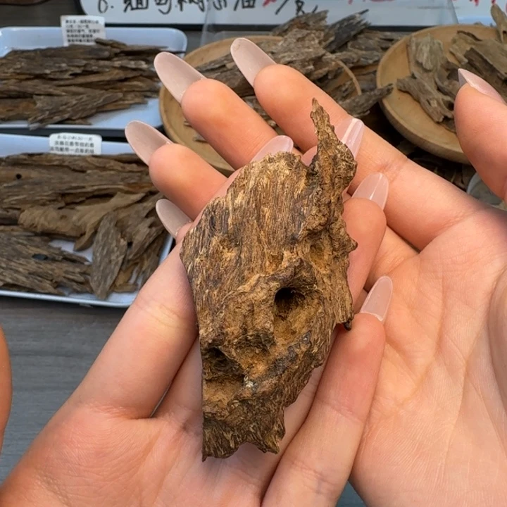 老***记柬埔寨土沉留疤虎斑料18.8克