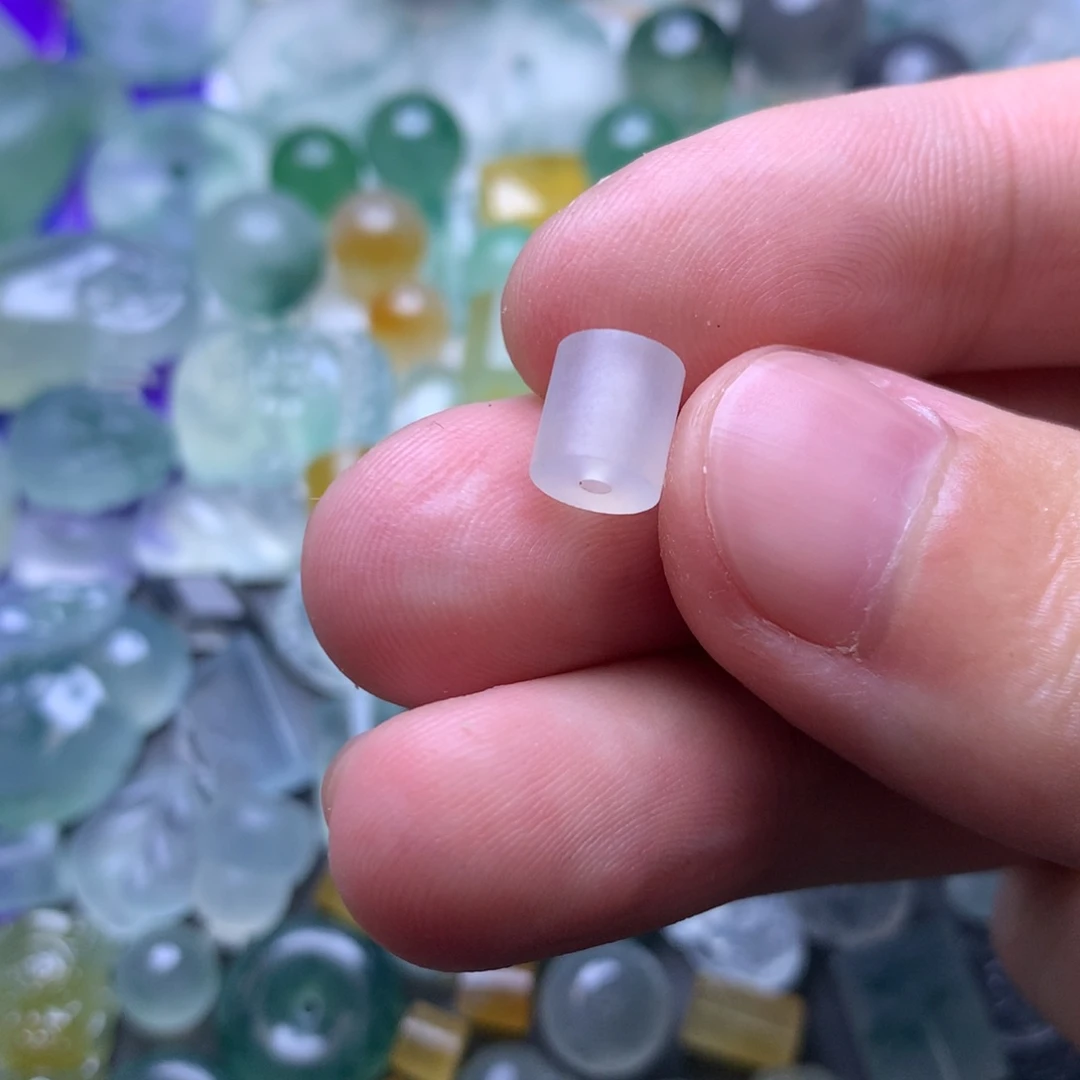 定制翡翠未镶嵌挂件