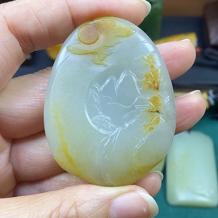 和田玉未镶嵌颈饰