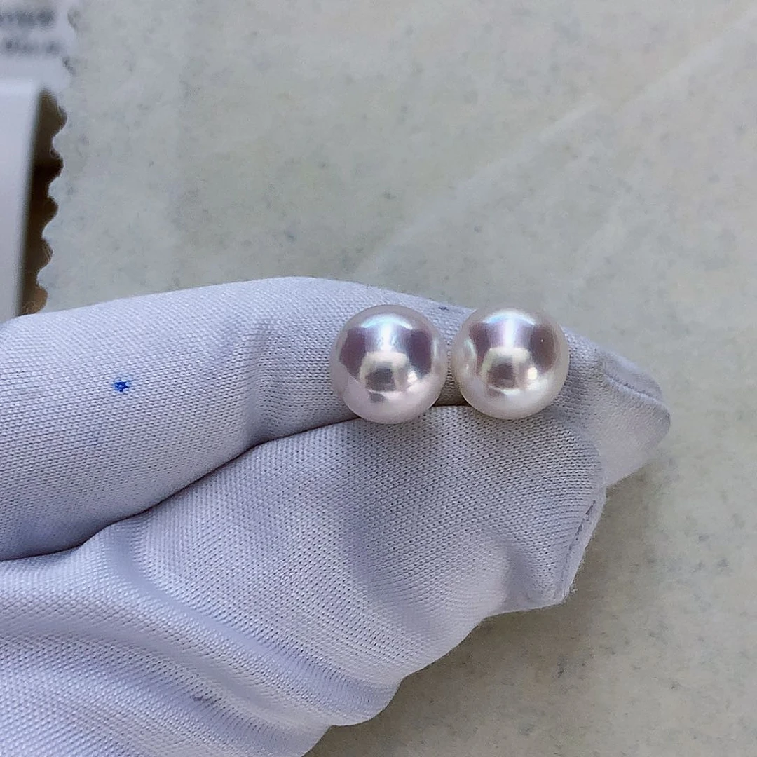 18K金镶嵌耳钉8.5-9海水珍珠
