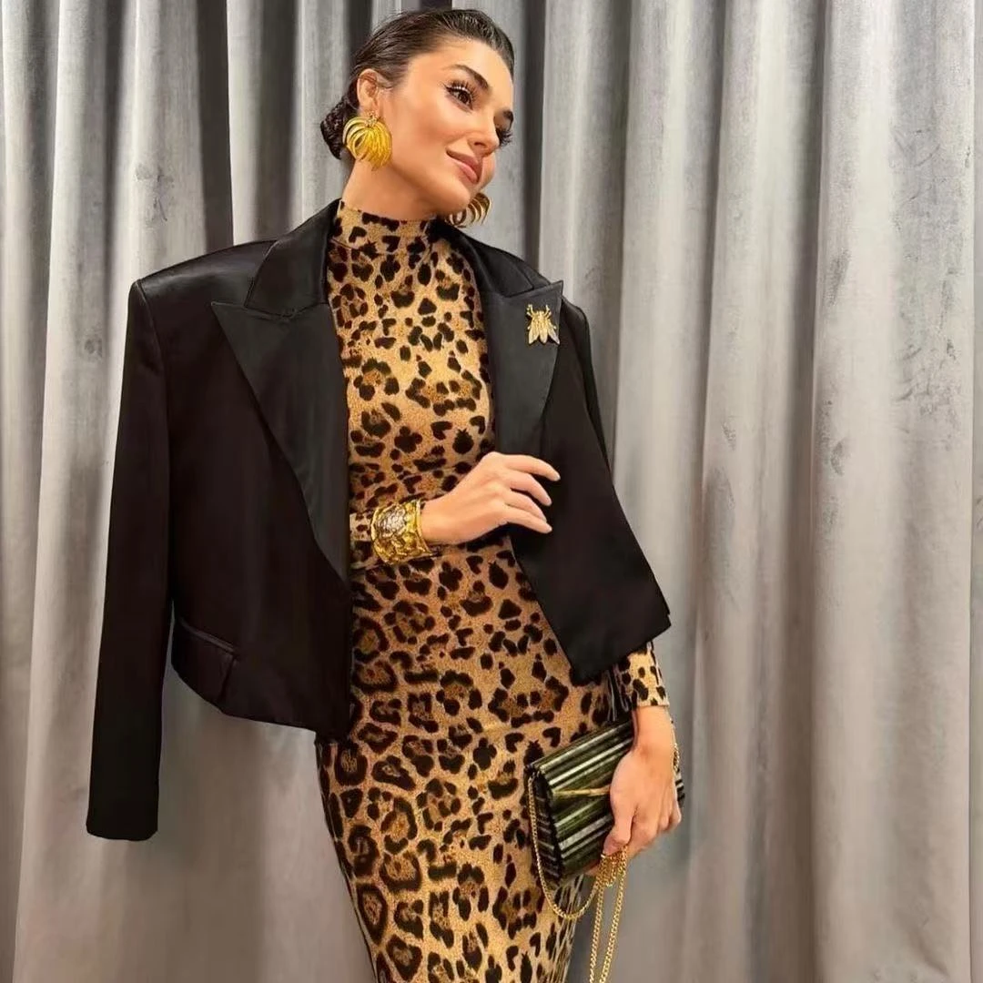 豹纹丝绒连衣裙长袖修身显瘦气质长袖时尚