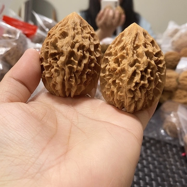 文玩核桃吊坠招财鼠39修