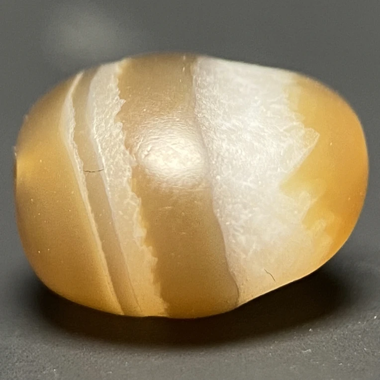 缠丝玛瑙板珠11*13*7.6mm
