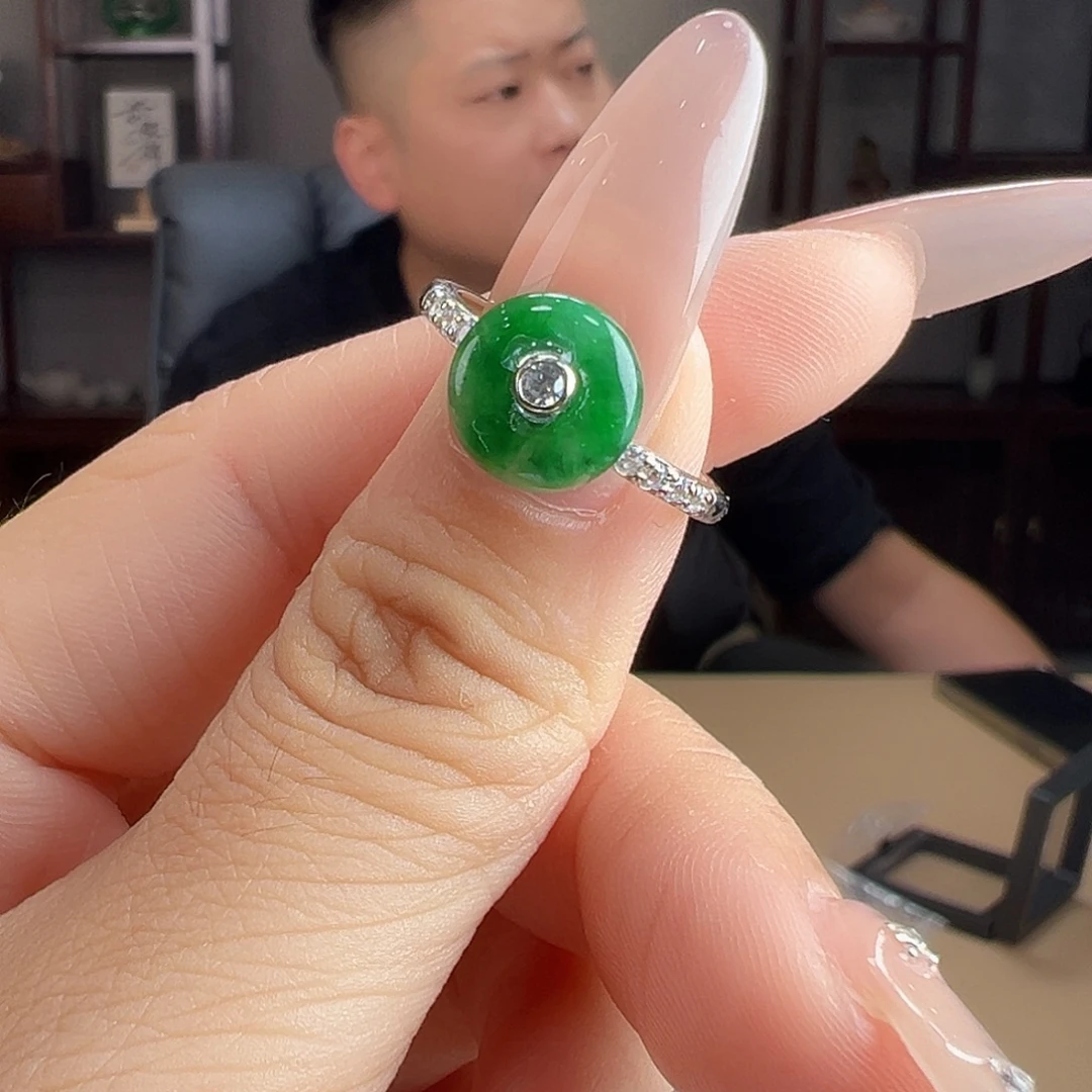 翡翠戒指银S925镶嵌戒指