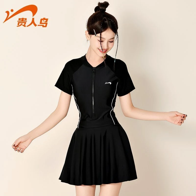 贵人鸟泳衣女2025新款连体高颜值女孩保守遮肉显瘦大码泡温泉泳装