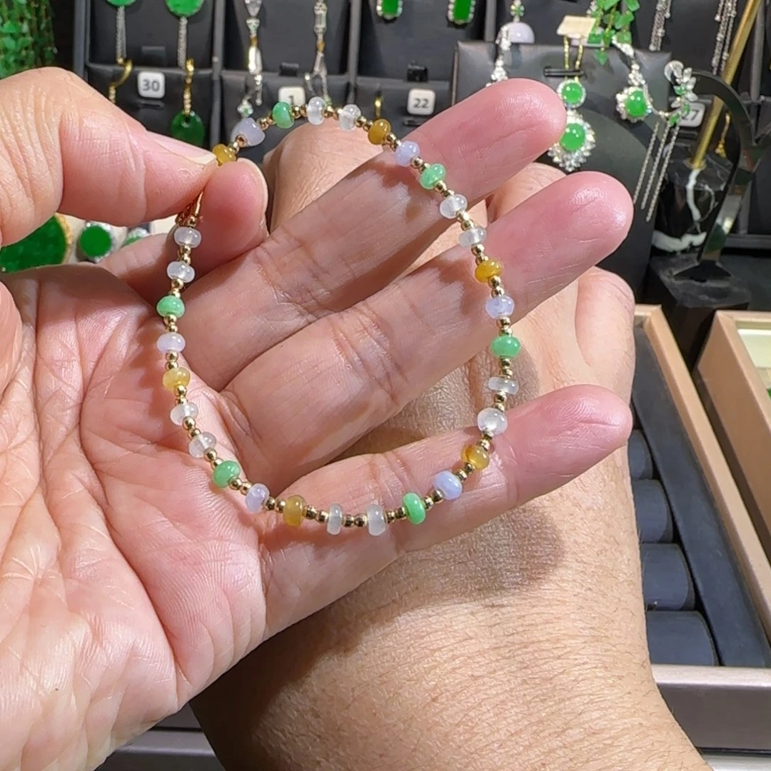 翡翠18K金镶嵌颈饰手链