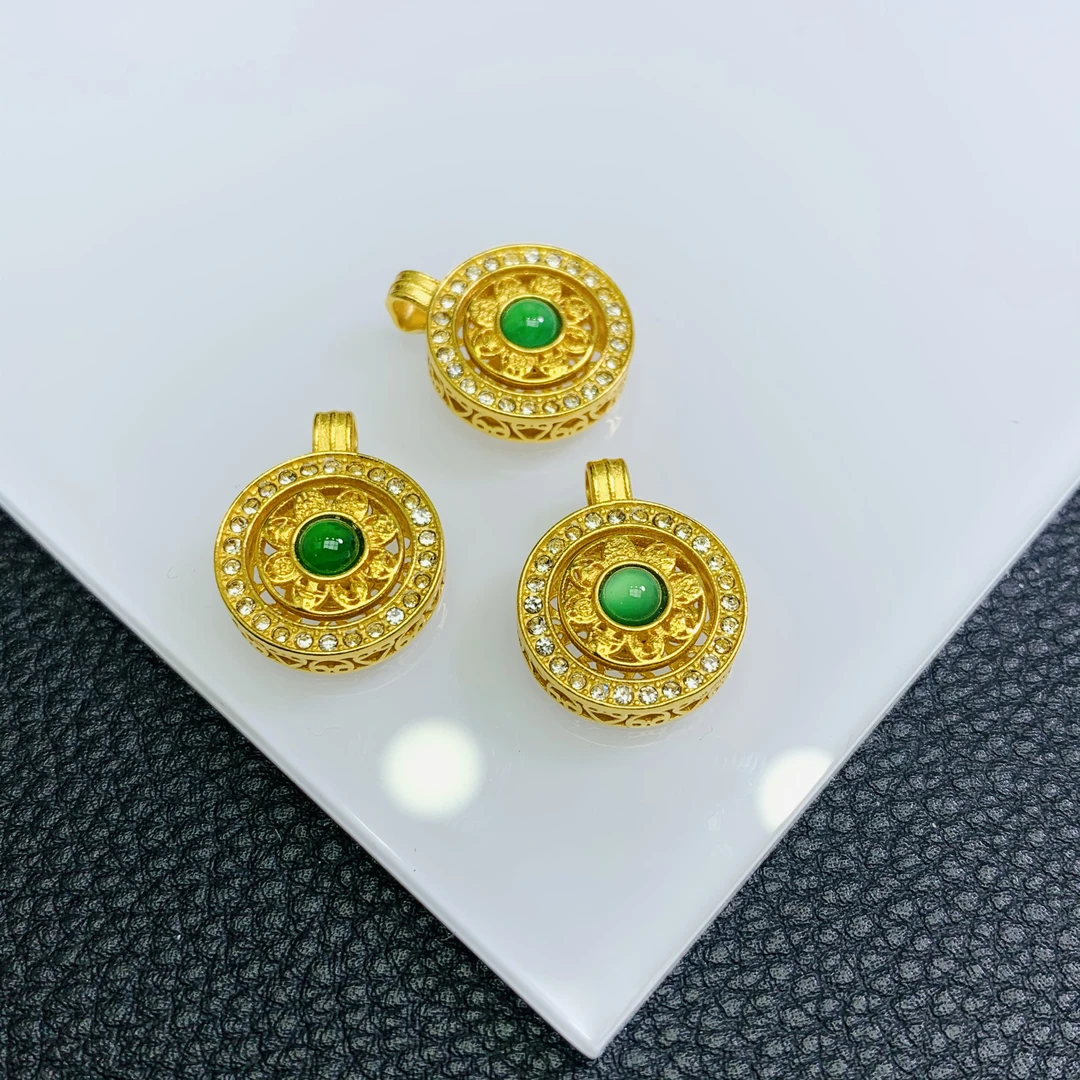 「戴琴珠宝」FR5320-翡翠银镶圆牌吊坠（多样性发其一）