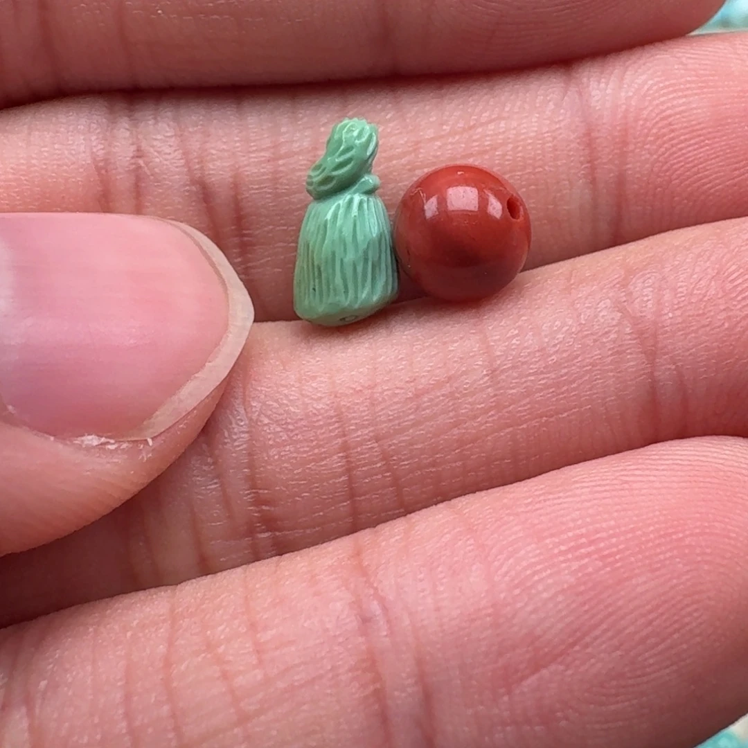 豆***兜南红玛瑙未镶嵌珠宝半成品