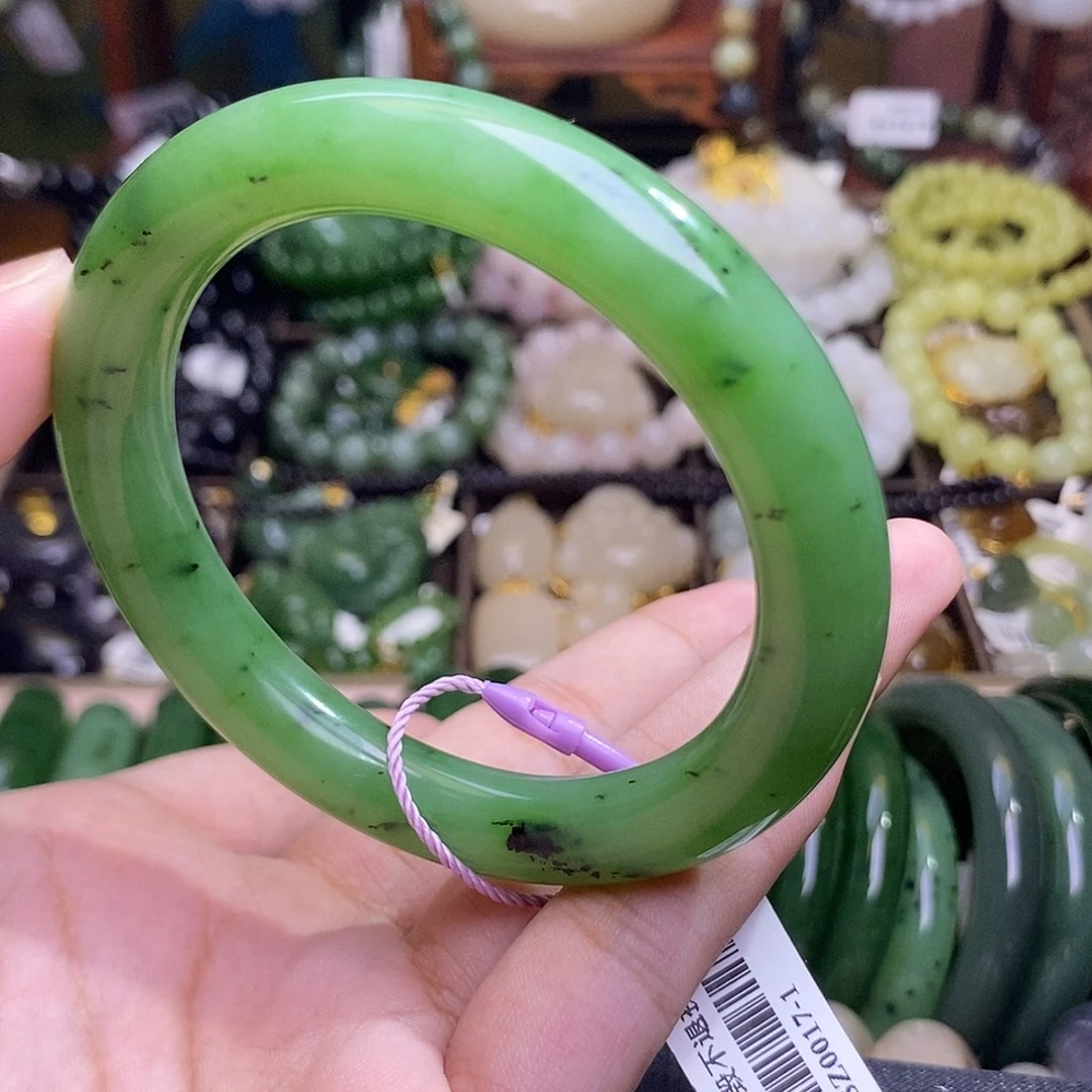 和田玉未镶嵌颈饰碧玉乌兰海果绿圆条手镯54.7