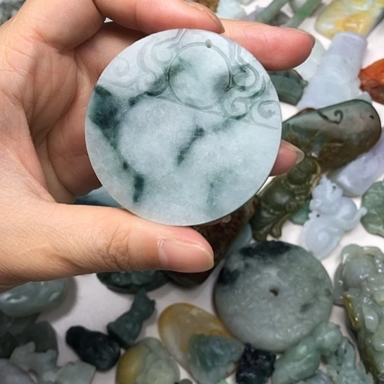 定制翡翠未镶嵌翡翠