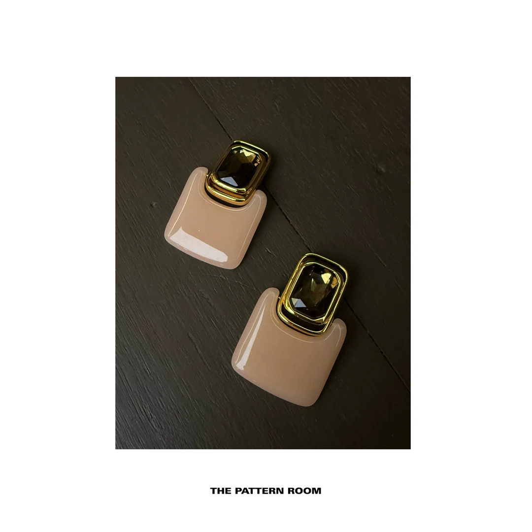 非金属树脂耳饰 The pattern room | 细节聚焦新几何方片耳夹