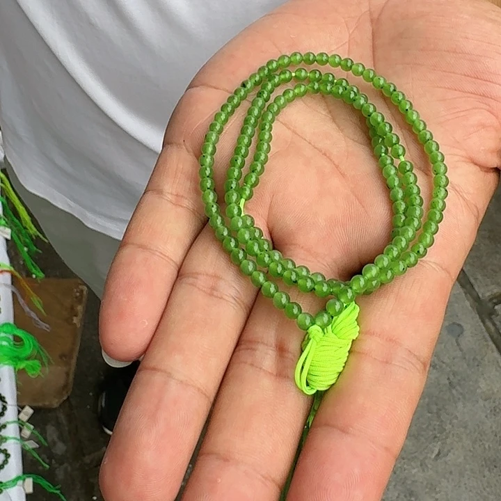 颈饰未镶嵌和田玉卡4苹果绿小米珠