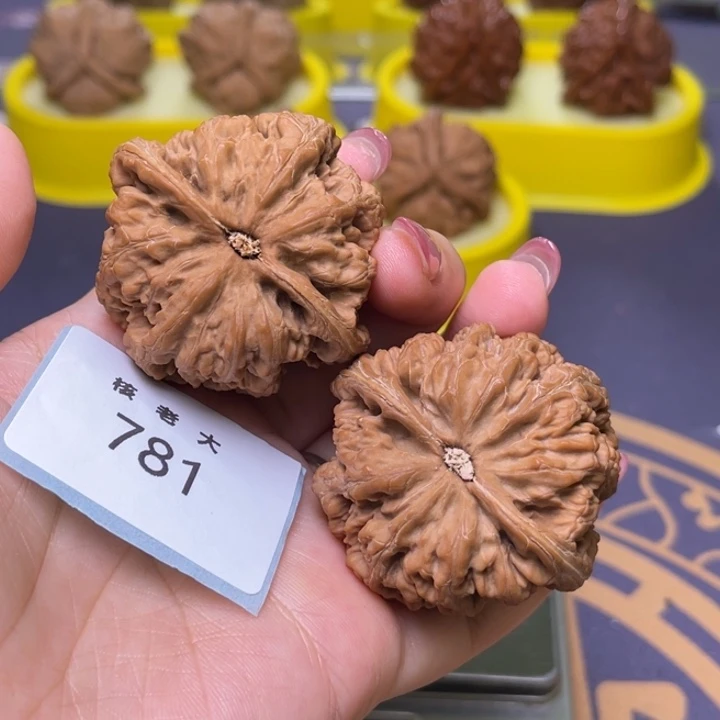 文玩核桃把件粗筋修45.781
