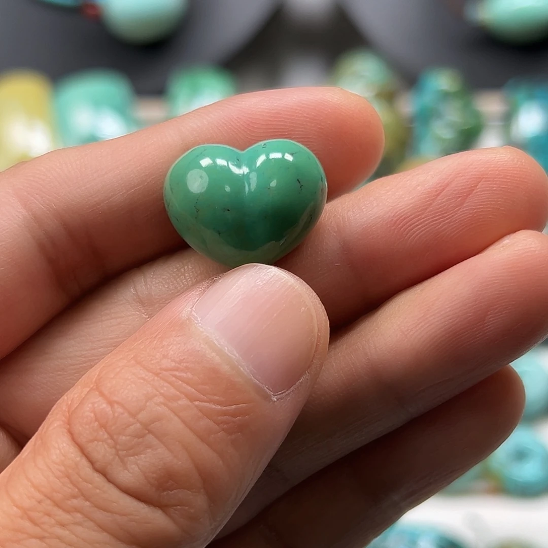 炽***️绿松石未镶嵌珠宝奇石