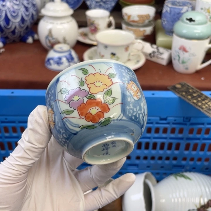 他家瓷器真美…开播了